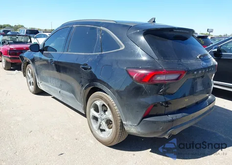 2023 Ford Escape St-Line from USA, damaged, VIN 1FMCU0MN8PUB36950